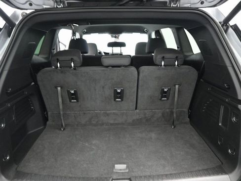 Used 2025 GMC Acadia Elevation image 21