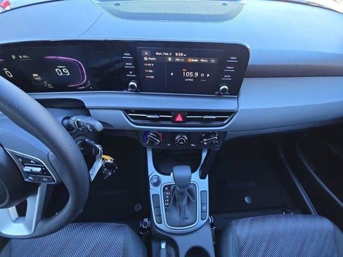 New 2026 Kia Seltos LX FWD image 29