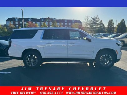 New 2026 Chevrolet Suburban LT w/ Comfort Package