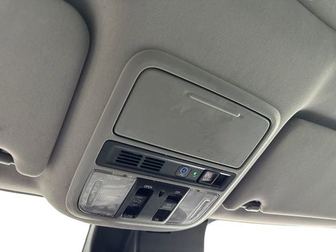 Used 2019 Honda Pilot Touring image 76