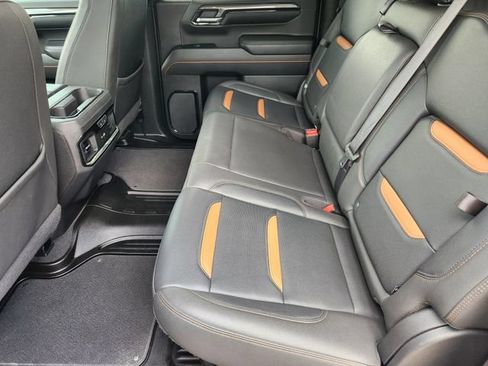 Used 2022 GMC Sierra 1500 AT4 w/ AT4 Premium Package AWD/4WD image 29