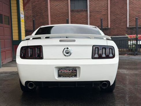 Used 2007 Ford Mustang GT RWD image 6