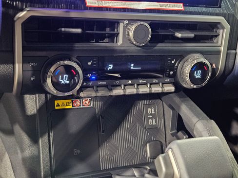 New 2026 Toyota 4Runner 4WD image 19