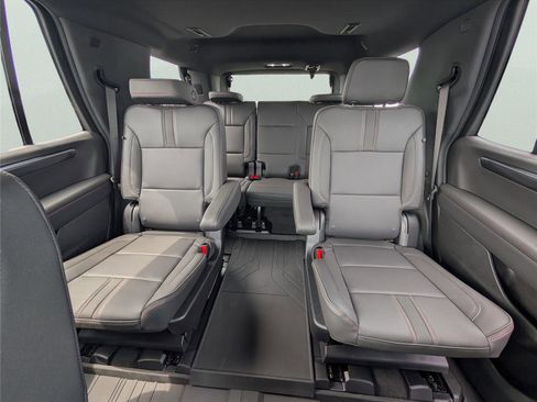 New 2026 Chevrolet Tahoe RST RWD image 14