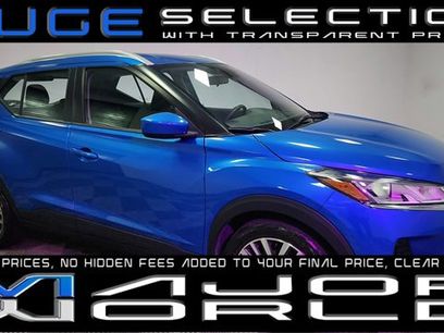Used 2024 Nissan Kicks SV