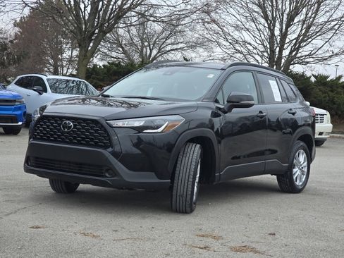 Used 2022 Toyota Corolla Cross LE image 14