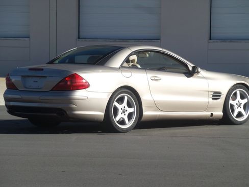 Used 2003 Mercedes-Benz SL 500 image 3