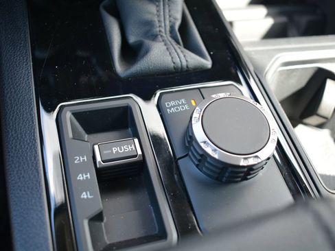 Used 2023 Toyota Tundra SR5 w/ SR5 Convenience Package AWD/4WD image 17