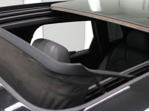 Used 2019 Audi SQ5 Premium Plus w/ Premium Plus Package AWD/4WD image 25