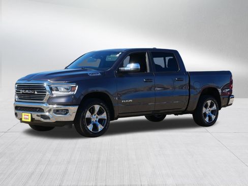 Used 2023 RAM 1500 Laramie AWD/4WD image 3