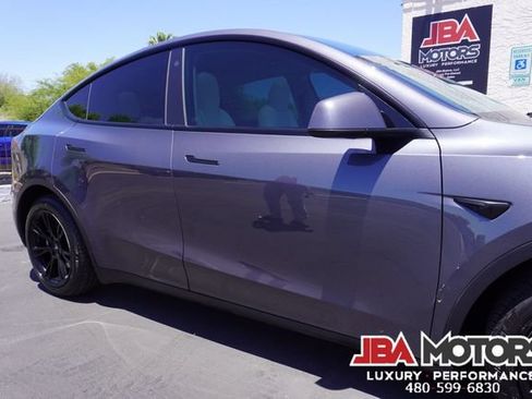 Used 2021 Tesla Model Y Long Range AWD/4WD image 43