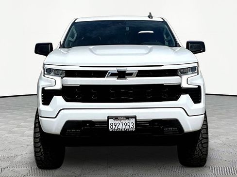 Used 2022 Chevrolet Silverado 1500 RST RWD image 2
