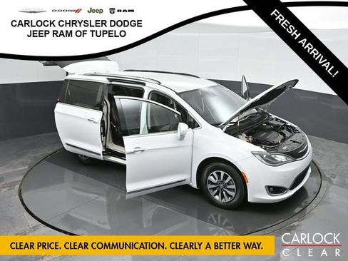 Used 2020 Chrysler Pacifica Touring-L Plus w/ Advanced Safetytec Group image 67