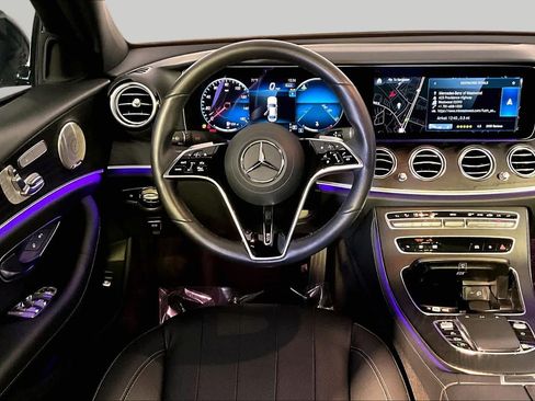Used 2023 Mercedes-Benz E 350 4MATIC Sedan image 6