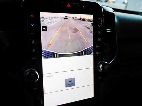 Used 2024 RAM 2500 Laramie image 27