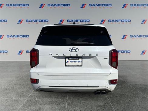 Used 2021 Hyundai Palisade Limited image 4
