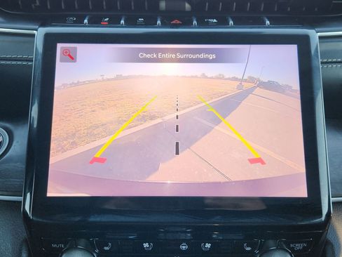 Used 2022 Jeep Grand Cherokee L Overland w/ Luxury Tech Group IV image 21