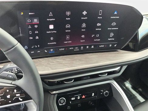 Certified 2025 Audi Q5 2.0T Premium Plus w/ Premium Plus image 24