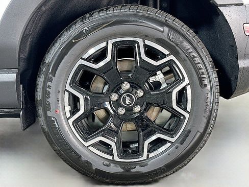 New 2025 Ford Bronco Sport Outer Banks image 18