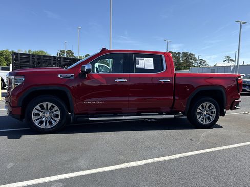 Used 2022 GMC Sierra 1500 Denali AWD/4WD image 14