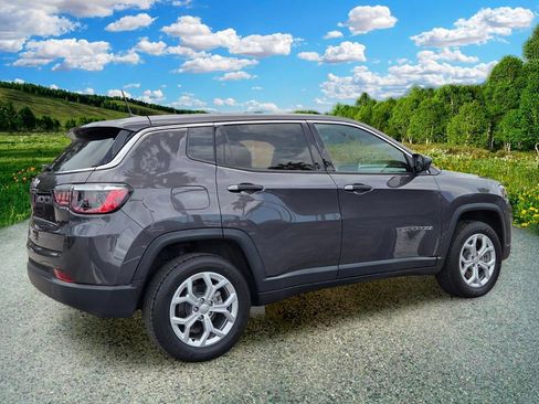 Certified 2024 Jeep Compass Sport AWD/4WD image 6