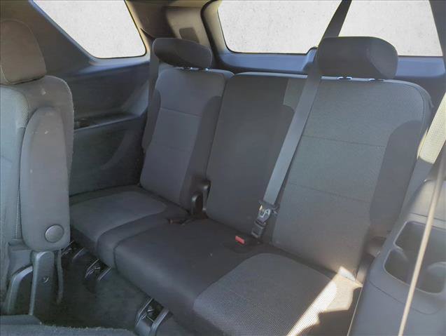 Used 2022 Chevrolet Traverse LT FWD image 19