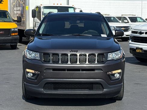 Used 2021 Jeep Compass Latitude FWD image 4