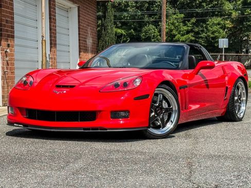 Used 2013 Chevrolet Corvette Grand Sport RWD image 15