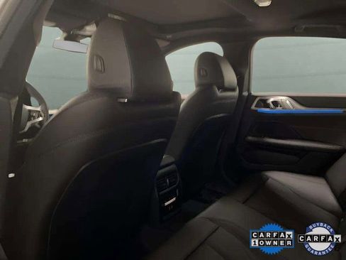 Used 2025 BMW i4 xDrive40i image 19