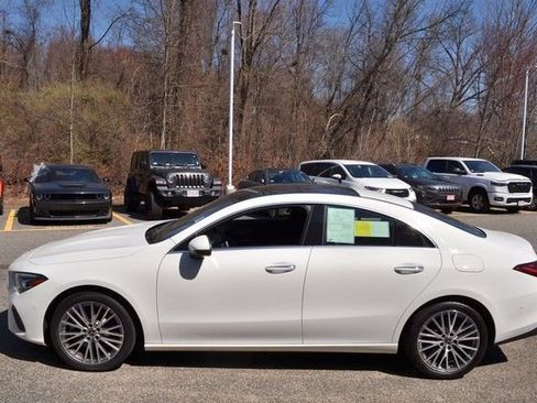 Used 2025 Mercedes-Benz CLA 250 4MATIC image 5