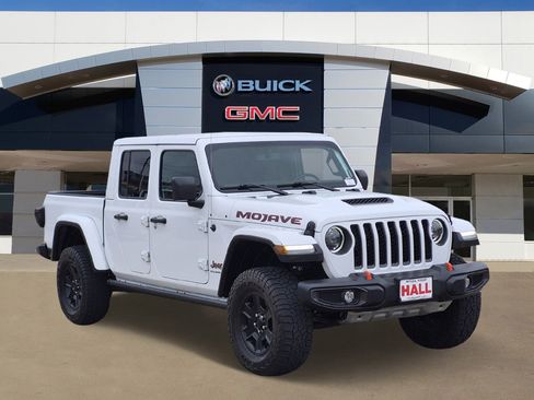 Used 2023 Jeep Gladiator Mojave w/ LED Lighting Group AWD/4WD image 1