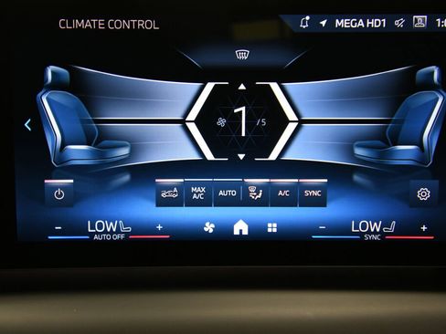 Used 2025 BMW 228i xDrive AWD/4WD image 16