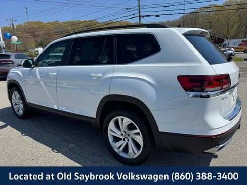 Used 2023 Volkswagen Atlas SE w/ Panoramic Sunroof Package AWD/4WD image 7