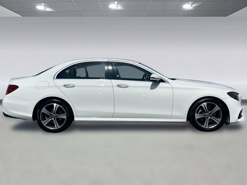 Used 2019 Mercedes-Benz E 300 image 7
