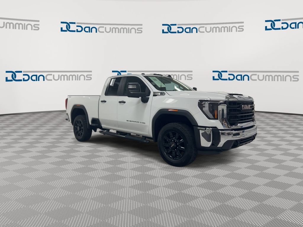 Used 2024 GMC Sierra 2500 Pro w/ Convenience Package AWD/4WD image 2