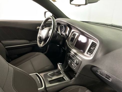 Used 2022 Dodge Charger SXT AWD/4WD image 34