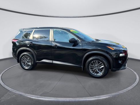 Used 2022 Nissan Rogue S AWD/4WD image 5