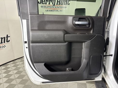 Used 2020 Chevrolet Silverado 2500 LT w/ Fleet Comfort Package image 21