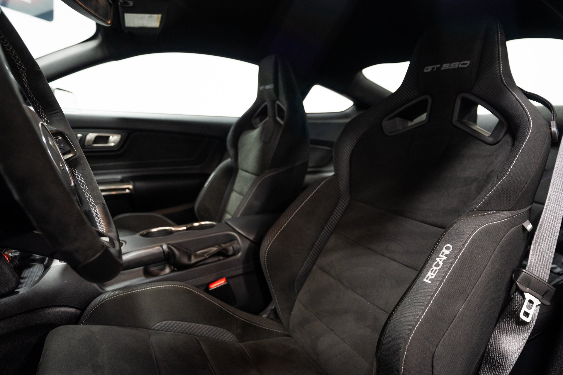 Used 2017 Ford Mustang Shelby GT350 w/ Electronics Package RWD image 12