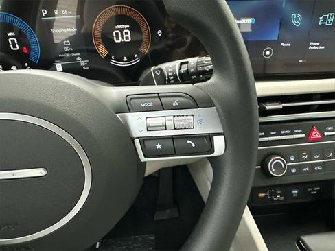 New 2026 Hyundai Tucson SE image 25