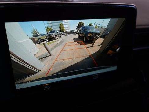 Used 2023 Chevrolet Tahoe Premier RWD image 34