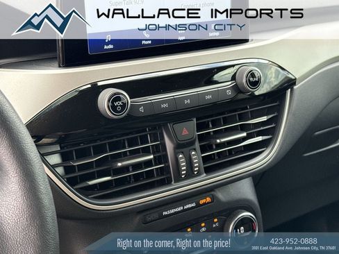 Used 2020 Ford Escape SEL FWD image 25