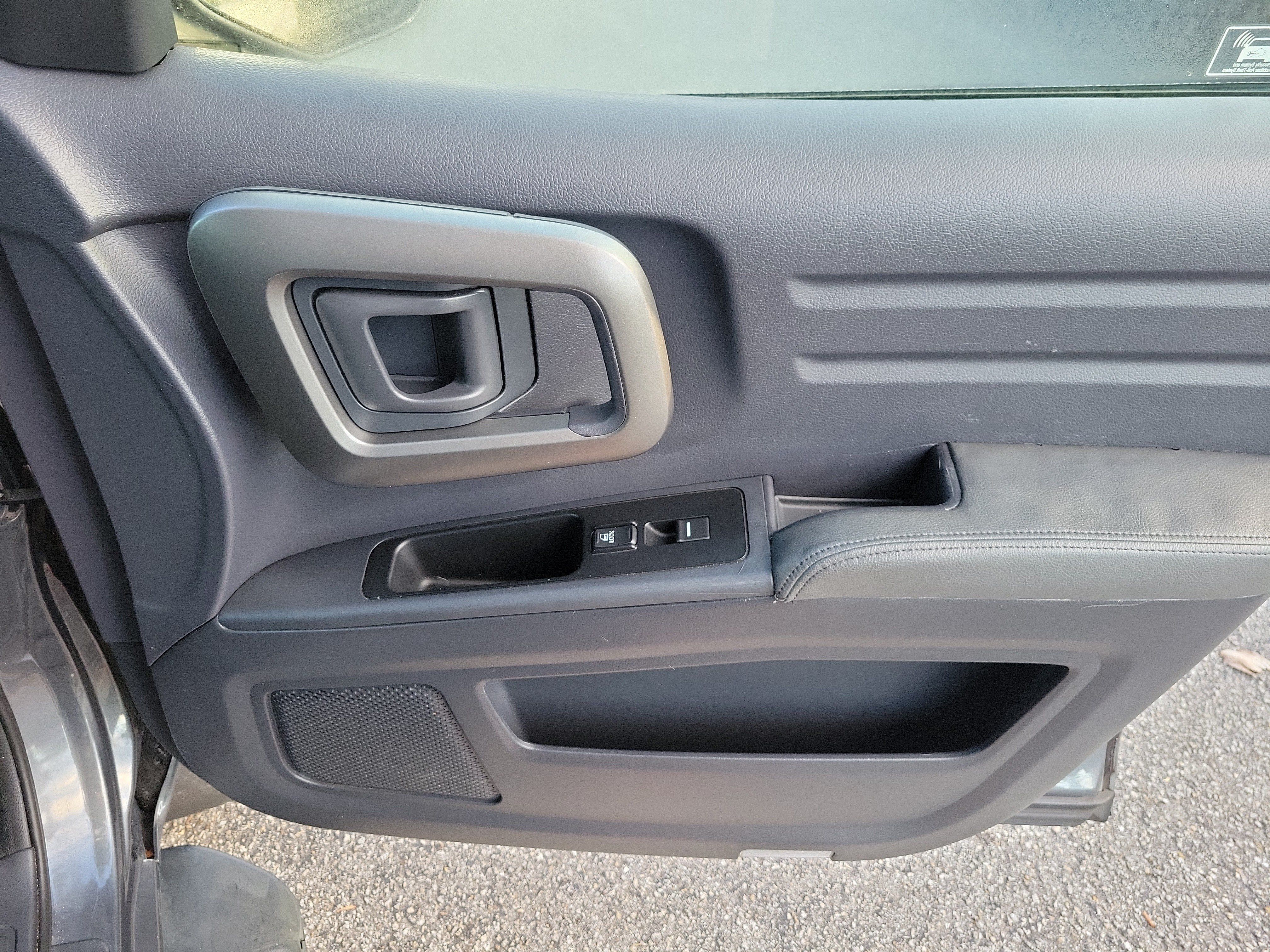 Used 2011 Honda Ridgeline RTL image 10