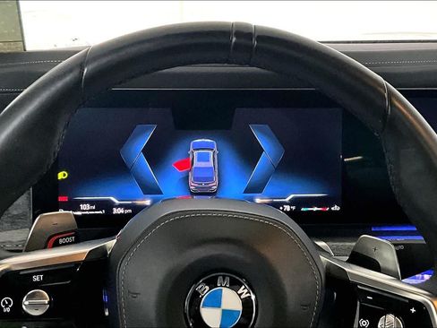 Used 2023 BMW 760i xDrive AWD/4WD image 26