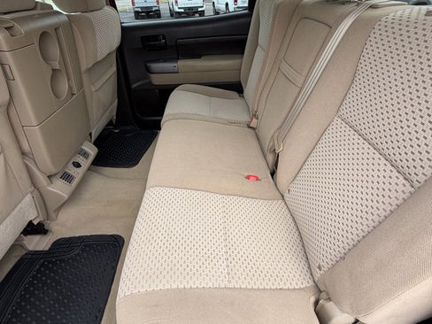 Used 2010 Toyota Tundra 2WD CrewMax image 13