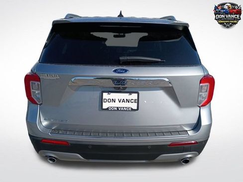 Used 2024 Ford Explorer Limited RWD image 4