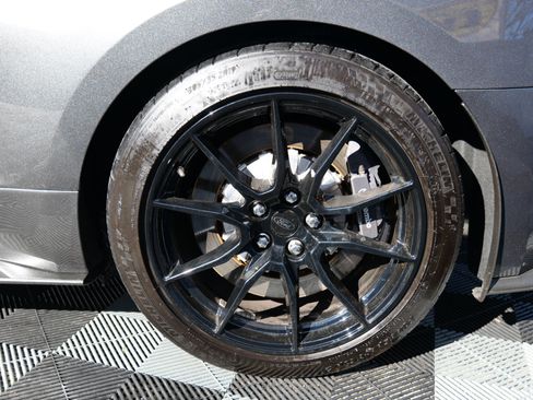 Used 2020 Ford Mustang Shelby GT350 w/ Technology Package image 87