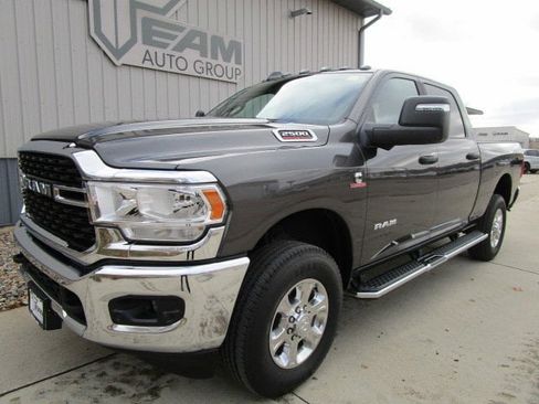 New 2024 RAM 2500 Big Horn w/ Towing Technology Group image 1