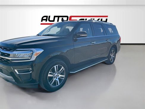 Used 2023 Ford Expedition Max Limited image 3