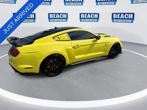 Used 2021 Ford Mustang Shelby GT500 w/ Technology Package RWD image 8